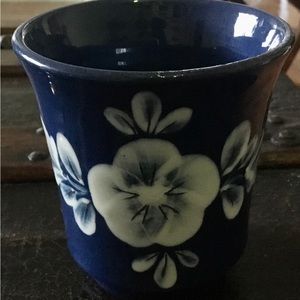 P.B. Gruyeres Swiss Blue Cup 3”x2”